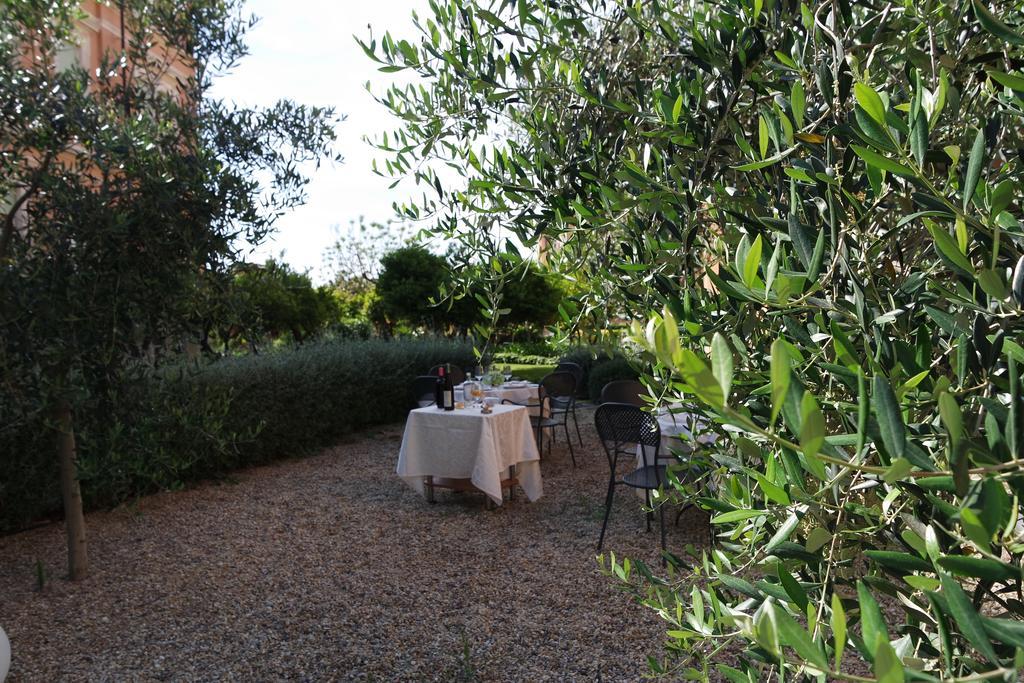 Hotel Villa San Giuseppe San Bartolomeo Al Mare Exterior photo