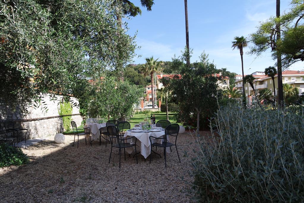 Hotel Villa San Giuseppe San Bartolomeo Al Mare Exterior photo
