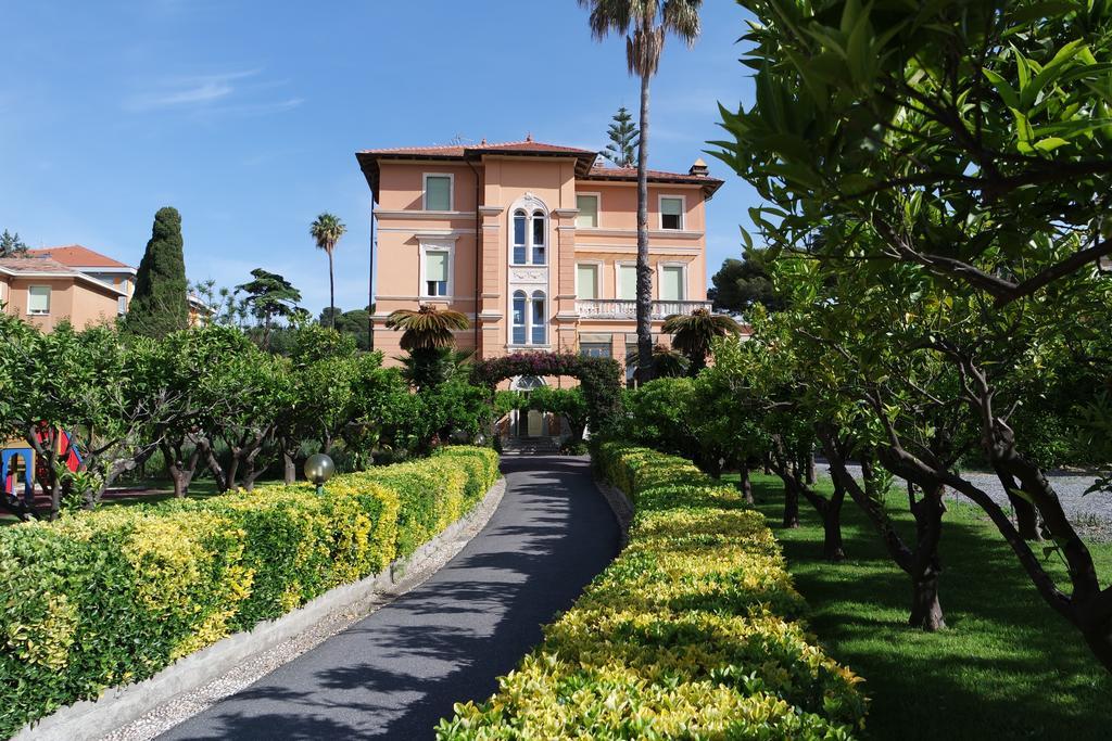 Hotel Villa San Giuseppe San Bartolomeo Al Mare Exterior photo